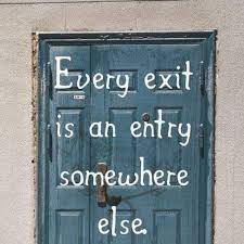 مرحبا بك لتعلم اللغة الانجليزية كلمات مترجمة صور انجليزي لغة عربية لغة انجليزية محتوى متنوع اقتباسات إنجليزية learn english learning chalkboard quote art