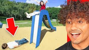 Kalia Bell's Instagram, Twitter & Facebook