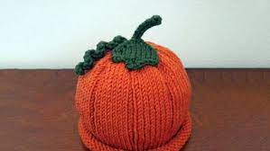 Hats are one of the common gift to send for newborns, i have shared some knit hat patterns before, they are cozy and special especially handmade by yourself, meaningful for bay gift delivery. Perfect Pumpkin Patterns To Knit This Fall