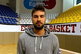 Anadolu efes'in başarılı oyuncusu buğrahan tuncer, skorer instragram hesabında ümit avcı'nın. Anadolu Efes Bugrahan Tuncer I Transfer Etti