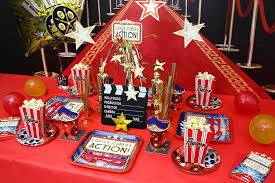 Throwing a hollywood theme party? Home