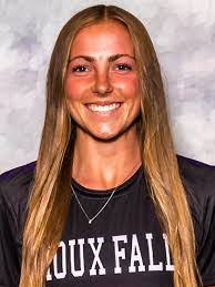 Mara Parker's Instagram, Twitter & Facebook