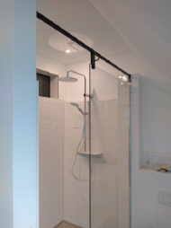 Ihr wollt fliesenlegen dann habe ich hier die super. Dusche Abdichten