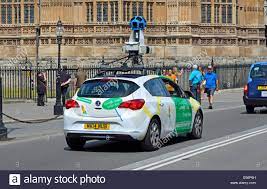 The maps center and zoom level are bound together so they will always match on all maps. London England Vereinigtes Konigreich Google Maps Streetview Auto In Westminster Parlament Vorbei Stockfotografie Alamy