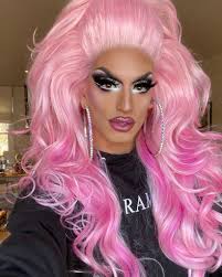 Shop our extensive line of pumps, wide widths, boots, sandals, and more. Nicht Billig So Viel Kosten Dragqueen Looks Von Katy Bahm Promiflash De
