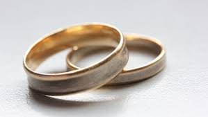 Consultez aussi les livres « un mariage, in oui, 250 idées originales pour un mariage hors du commun » de céline prenassi et « guide du mariage. Gers Une Ceremonie De Mariage Pas Comme Les Autres Linfo Re France Faits Divers