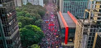 Veja imagens da manifestação contra bolsonaro na av. Cresce Adesao Aos Protestos Contra Bolsonaro Nos Dias 18 E 19 Extra Classe