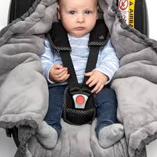 Die marke maxi cosi stammt ursprünglich aus holland wenn du diese cookies nicht zulässt, können wir nicht wissen, wann du unsere webseite besucht. Zamboo Einschlagdecke Deluxe Fur Babyschale Maxi Cosi Cybex Hauck Abc Design Uvm Und Babywanne Grau Babyartikel De