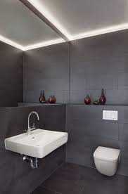 Spiegel Waschbecken Dunkle Fliessen Indirekte Beleuchtung Toilette Badezimmerideen Badezimmer Indirekte Beleuchtung