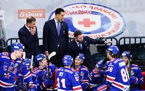 Цска чуть не поймал соперника на смене. Xvqdpkbojpby M