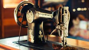 Sep 11, 2019 · singer treadle sewing machines are one of the most popular singer antiques and are still regularly found in auctions and antique dealers today. How To Determine The Value Of Your Old Sewing Machine Catawiki