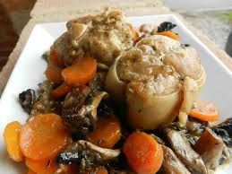 Paupiettes De Veau Aux Champignons Et Carottes C Est Pas D La Tarte Recette Paupiette Paupiette Paupiette De Veau