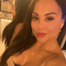 Look who stopped by our ARTAVIA, Preston III model! Ryan Serhant, star of  Bravo's Million Dollar Listing New York did! We think he was impressed!  #livecolorfully #ARTAVIA #ARTAVIATexas.