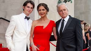 His popular films included fatal attraction (1987), wall street (1987). Michael Douglas Family In Photo From Lunch Outing With Dad Kirk Hollywood Life