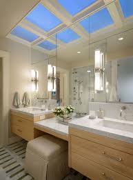 Edwardian Home Is Refreshed For Multi Generation Family In San Francisco Rustikale Bader Badezimmer Renovieren Doppelwaschbecken