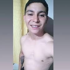 Yo quiero amanecer, pegadito a tu piel, siendo mi mujer, pase lo que pase  yo prometo cuidarte y amarte ... 🤭