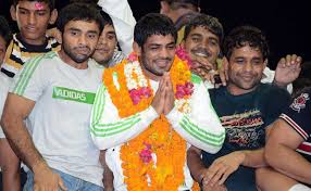 Sushil kumar won a bronze medal in beijing olympics in 2008 and a silver medal in the summer olympics 2012 in london, becoming the first person to win two olympic medals for independent india. Images Olympic Heroes Sushil Yogeshwar Return Home Sports News Firstpost