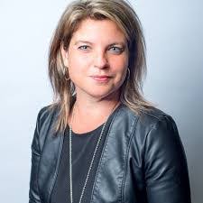 Sara Cormier's Instagram, Twitter & Facebook