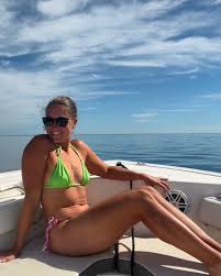 Hanna Ray (@thehannaray) • Threads, Say more