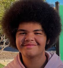 It's finals week! Let's say hello to another one of our marimbas as we go  into our last few days together. Aaron Buford (18, He/Him) Experience:  University of Alabama Million Dollar Band