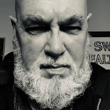 Harlan's pal Robert Bloch might be rolling in his grave (assuming Ed didn't  disturb the remains...) Anyway, this sounds ghastly, in all senses of that  word.