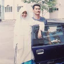 Beliau mula meraih kejayaan komersial menerusi single sulungnya, menahan rindu. Biodata Wany Hasrita Penyanyi Lagu Menahan Rindu Iluminasi