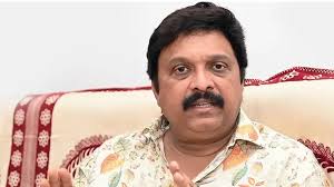 ഡ്രൈവറുമായി ‘അവിഹിത ബന്ധ’മുണ്ടെന്ന പരാതിയിൽ വനിതാ കണ്ടക്ടറുടെ സസ്പെൻഷൻ, വിശദീകരണവുമായി മന്ത്രി ഗണേഷ്കുമാർ