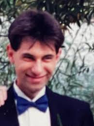 Hi Class of '89. This message is mainly for the guys who may have known  Steven Rusz in their years at St Paul's. Steve was my brother in law and  passed away