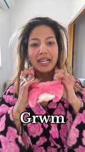 Lucy en Luzu TV: Humor y GRWM con Dulce Pink