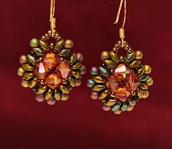 To download the free beading patterns below, just add them to the cart, after you had logged in, and then checkout, like you'd normaly do: Free Pattern For Earrings Pavo Beads Magic