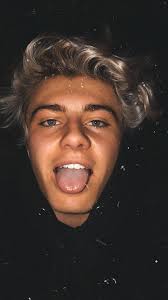 Logan Morley (@_Loganmorley)