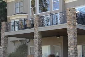 Hgtv magazine invites you inside with these welcoming front door looks. 25 Modern Balcony Railing Design Ideas With Photos