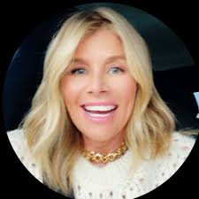 WELL BEING, A Story of Healing from Autoimmune Disease and a Guide to  Charting Your Own Path to Wellness