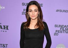 Official twitter account of mila kunis. Mila Kunis Is Unrecognizable In Four Good Days Trailer