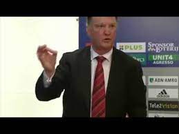 Louis van gaal is officieel gepresenteerd als bondscoach. Persconferentie Van Gaal Ajax Az 2006 2007 Youtube