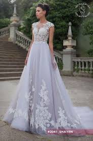 Princess Look Of This Wedding Dress With Vintage Lace And Amethyst Color Tulle Skirt Will Make Your Wedding A Fairy Wedding Dresses Wedding Dresses 2018 Bridal