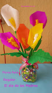 Como Hacer Regalos Economicos Para El Dia De La Madre Aprende Hacer Esta Manualidad Para Regalar Aremos Un Florero De Alcatraces Reciclado Para Regalar Manualidades Manualidades Para Regalar Manualidades Faciles