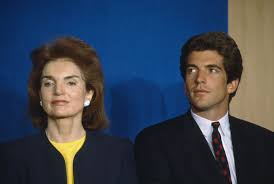 A Broken Promise to Jackie Kennedy Was Responsible for JFK Jr.'s Untimely  Death