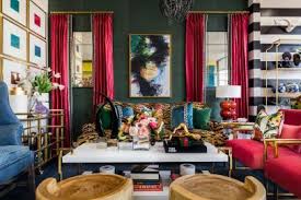 If your goal is to make your cramped living space look bigger, choose cool colors such as whites and grays, or light shades of blue and green. How To Use Dark Green In Your Living Room Hgtv