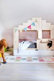 Diy Bett Fur Das Kinderzimmer Wie Aus Dem Ikea Nordli Ein Hausbett Wird In 2020 Hausbett Diy Bett Bett Kinderzimmer