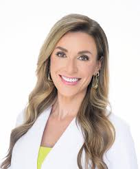 Kristen Hebert's Instagram, Twitter & Facebook