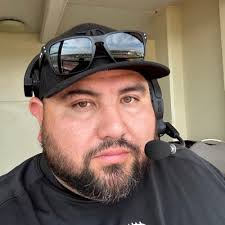 Lance Lee (@LanceLee0305)