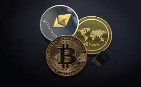 Bitcoin remains on slippery ground and the completion of a bearish candlestick pattern signals that further downside is possible for btc and altcoins. What S The Difference Between Bitcoin And Ethereum