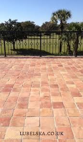 Kr1 Warm Reclaimed Terracotta Tile Beautifully Laid Outside Click The Link For Our Full Range Terracotta Floor Spanish Style Tile Terracotta Tiles