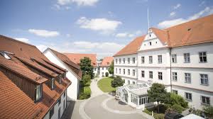Der aktuelle durchschnittliche quadratmeterpreis für eine wohnung in bad buchau liegt bei 7,68 €/m². Schlossklinik Bad Buchau In Bad Buchau Qualitatskliniken De