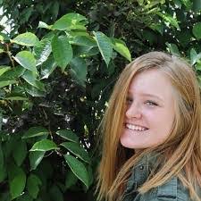 Mallory Sinclair's Instagram, Twitter & Facebook