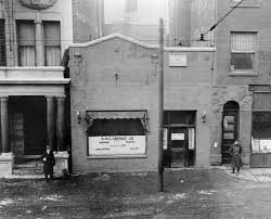 It was weinshank that set the massacre in motion through a case of. The St Valentine S Day Massacre In Real Life And Pop Culture Den Of Geek
