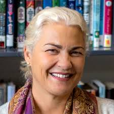 Top English-speaking Faculty