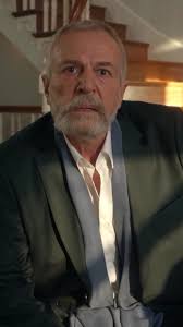 ‘’O cardon yakın zamanda o aciz kızı ile beraber Türkiye’den kaçacak’’  #Aile tüm bölümleriyle #puhutv’de 🦉 #BuGözdenBak #SelinŞekerci #Necatİşler  #MusaUzunlar