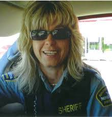 Wanda Ellis's Instagram, Twitter & Facebook